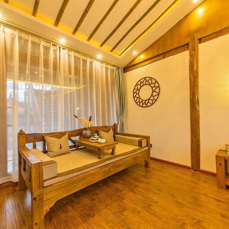 Nine'S Holiday Stay Lijiang  Bagian luar foto